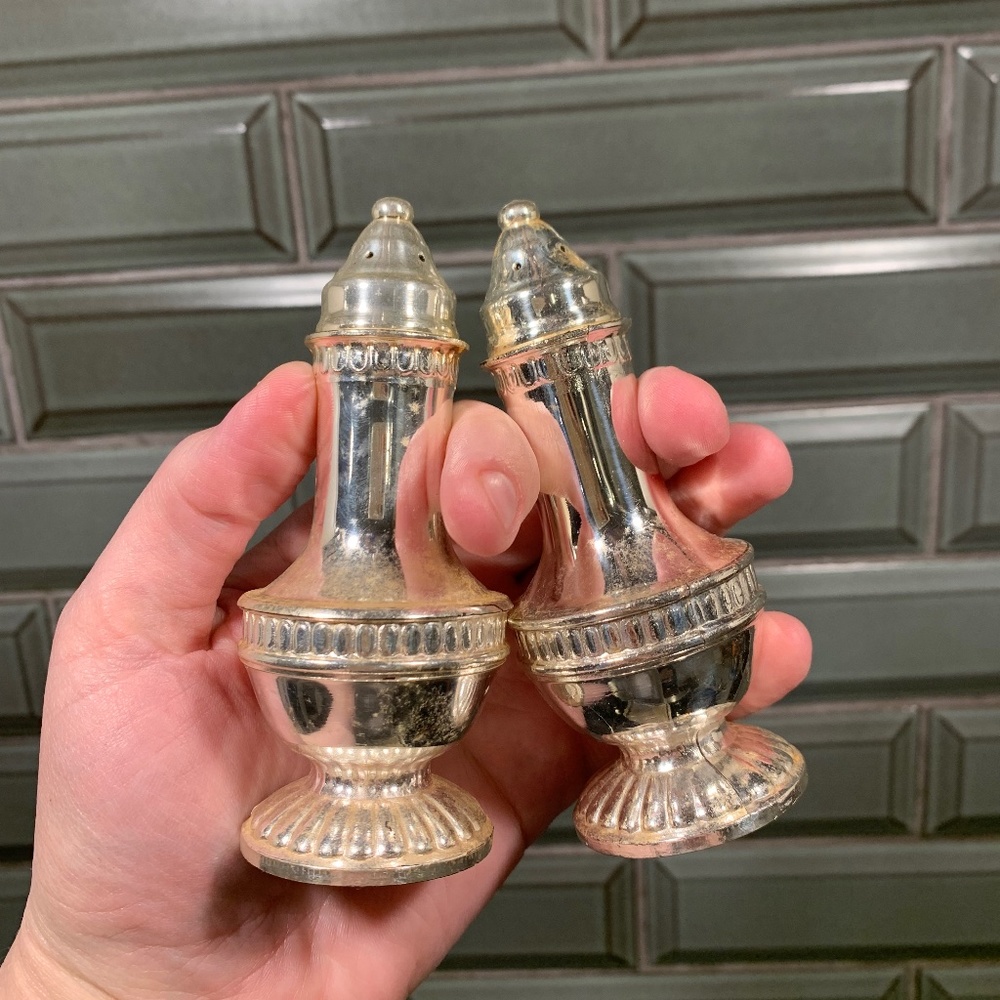Vintage Neco c64 silverplate salt and pepper shakers